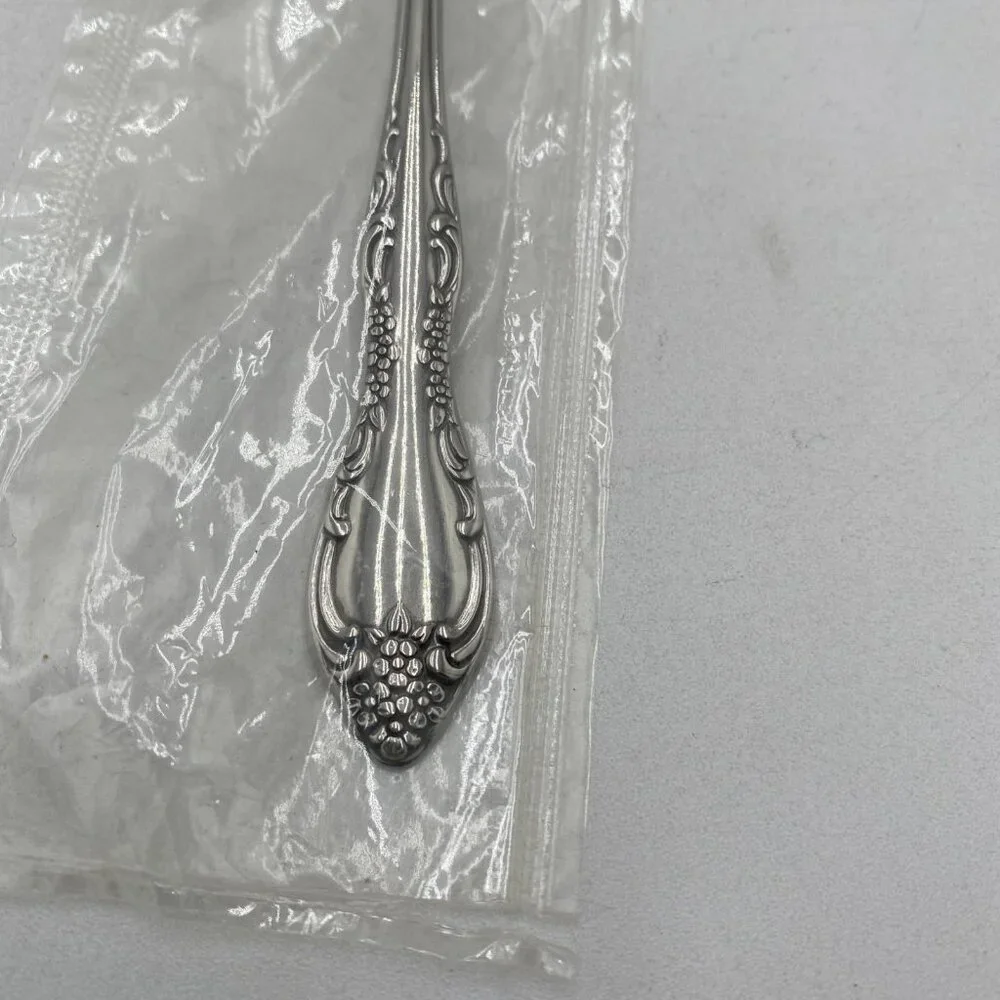 Oneida Stainless Steel Flatware Bourbon Soup Spoon 6